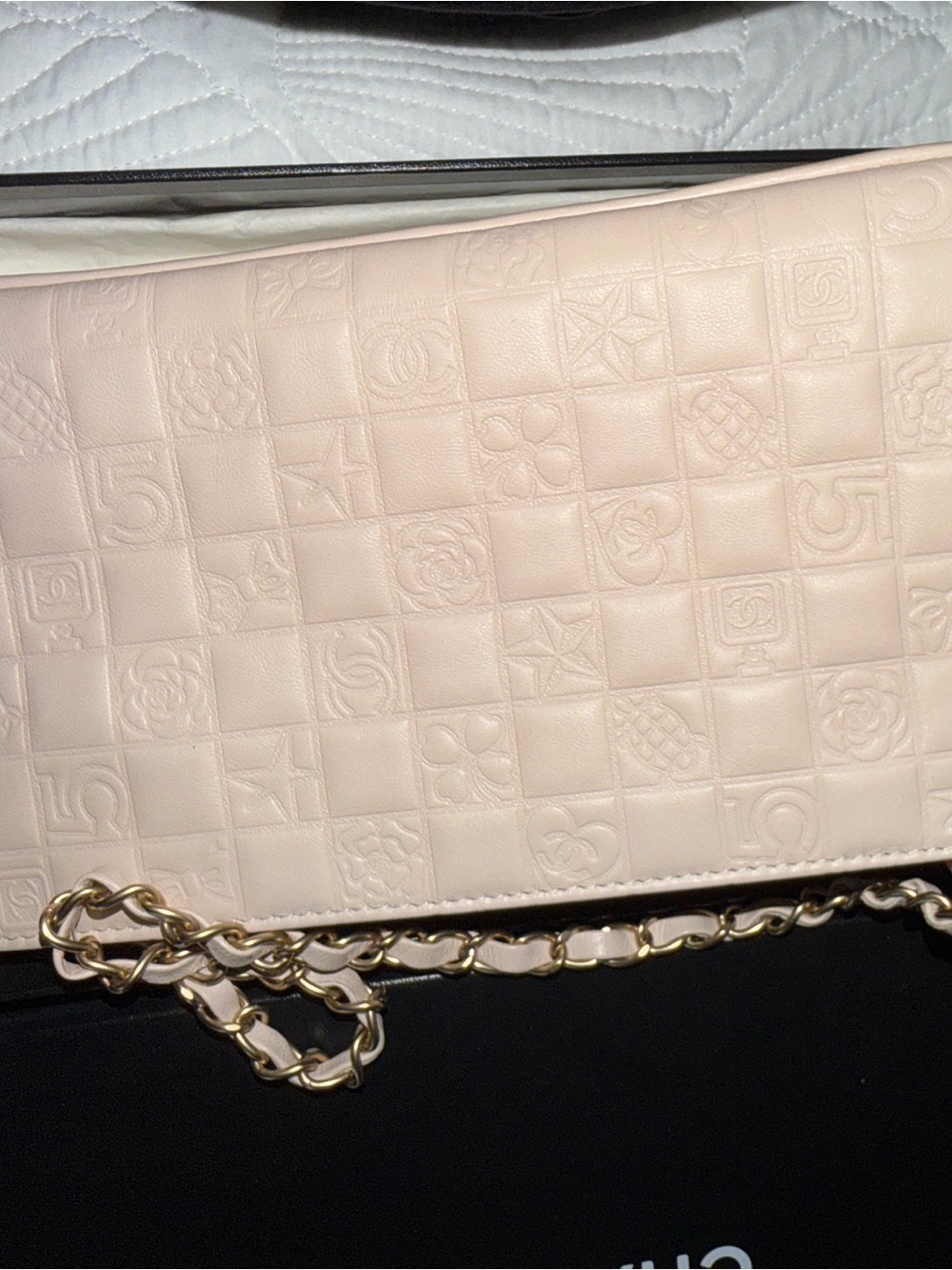 Vintage Quilted Lucky Symbols Quilted Shoulder Bag - Picture 4 of 6